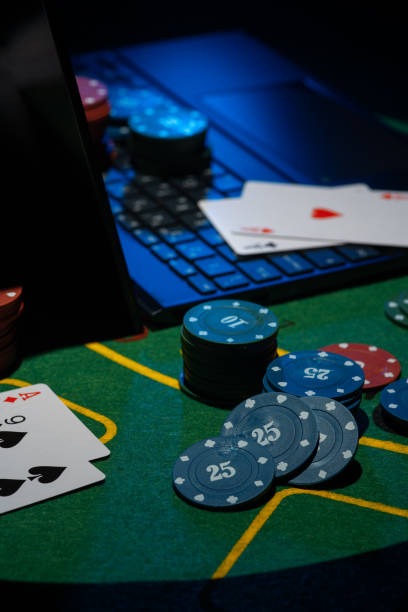 ligareceh mobile interface showing live football odds and casino game selection